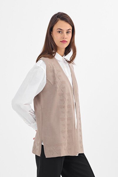 Uludağ Triko Women's Sand V-Neck Floral Patterned Knitwear Thin Summer Vest