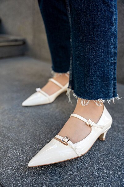 LAMİNTA MOSCOW TOKA DETAYLI KADIN TOPUKLU AYAKKABI