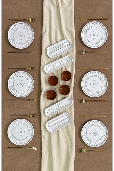 QUEEN Gold Ellipse Model 6-Piece 14 Piece Breakfast Set