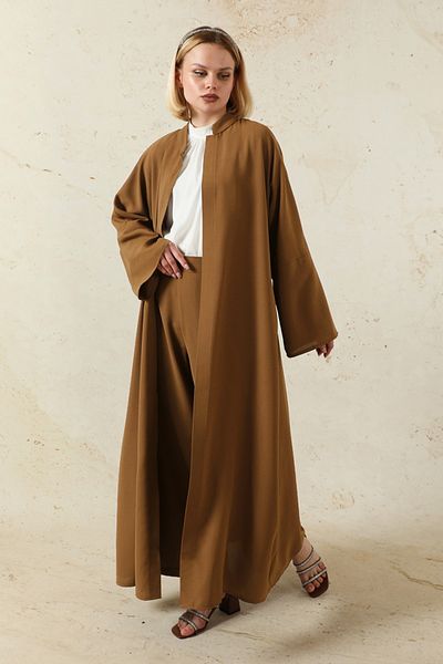 ZÜLAYS Brown Abaya and Trousers Set