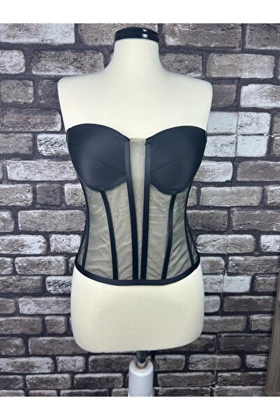 Metay Design مشد شفاف من التول باللون الأسود - موديل برقبة مقسمة