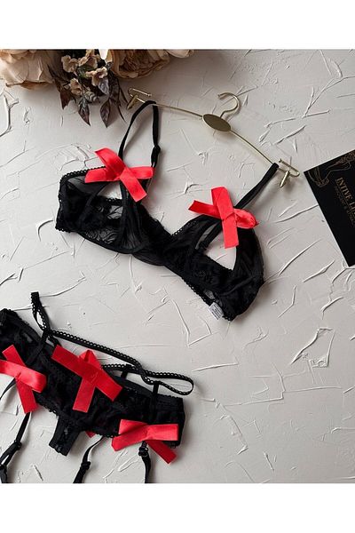 İntive Lingerie Σετ καλτσοδέτας Intive Fantasy με λεπτομέρεια κορδέλας με χαμηλό κούφιο σχέδιο δαντέλας