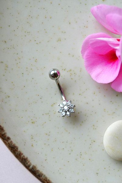 Sacce Scarves&Accessories Minimal Floral Steel Belly Piercing