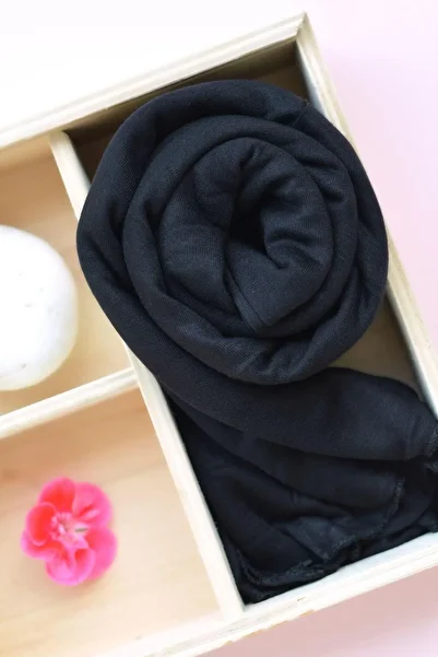 Sacce Scarves&Accessories Black Color Lycra Viscose Combed Cotton Shawl Lycra Scarf