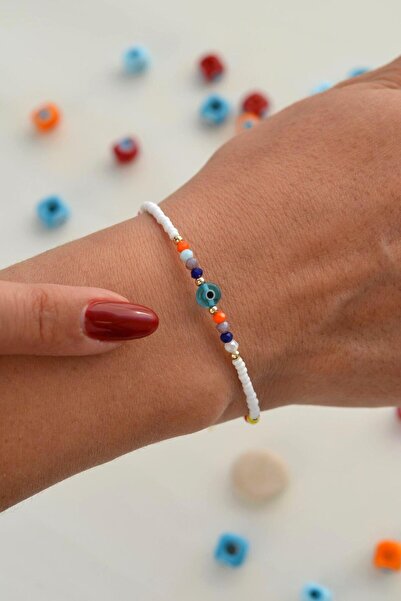 Sacce Scarves&Accessories سوار عين الشر الصغير مطرز باللون الأبيض