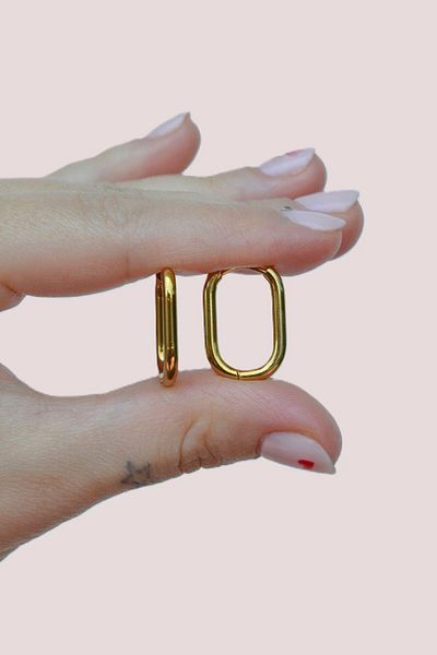 Sacce Scarves&Accessories Gold Colored Steel Oval Hoop Earrings