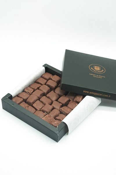 Antep Pazarı Turkish Delight Covered with Pistachio Chocolate - Gift Package - 275 Gr