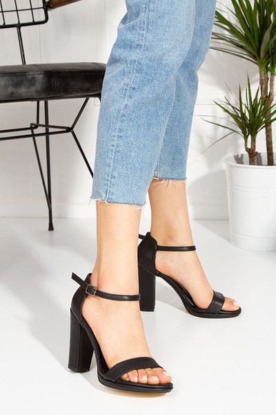 derithy Karenna High Heels-black-byc6308