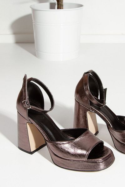 derithy Pantofi de vara cu platforma cu toc gros Camaiore-platinum-byc1002