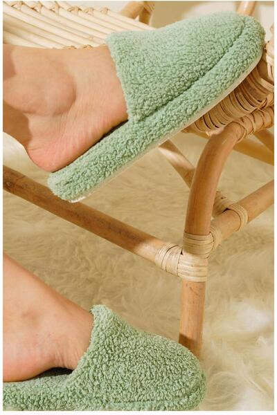 WOSSE Дуже зручні закриті жіночі домашні капці з рушником, зимові капці, не шурхотять, легка підошва