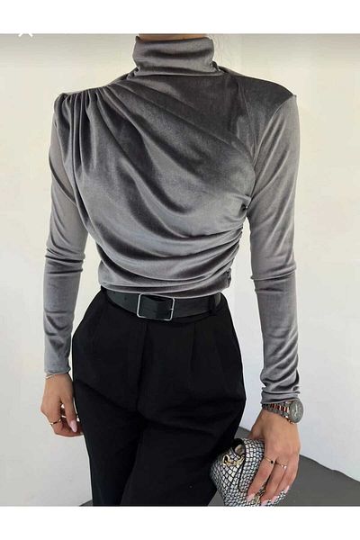 Sashaa Collection Gathered Velvet Fabric blouse