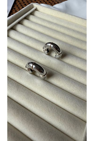 Muse Sister Ring Jaagravii Earrings