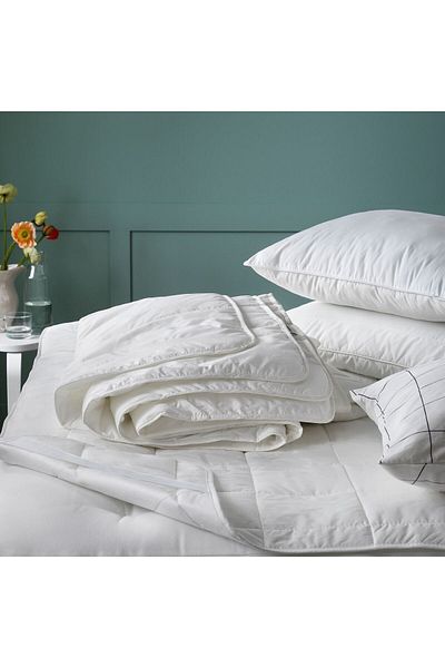 IKEA single comforter, white, 150x200 cm, light warm