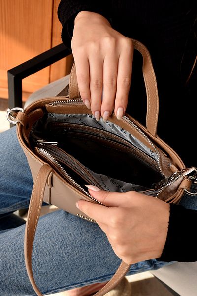 Bagzone GP GUES POLO απλά πόλο γυναικεία τσάντα χεριών και ώμου πολλαπλών διαμερισμάτων