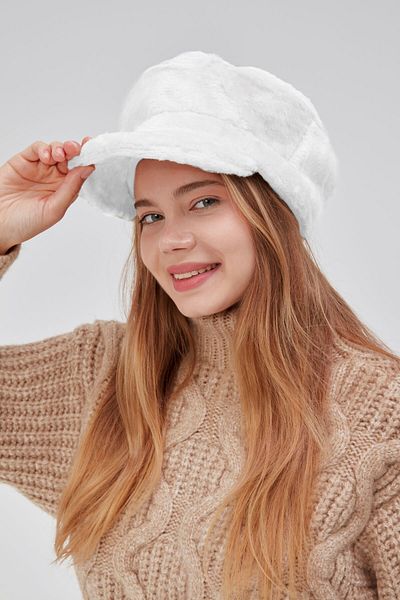 derikem White Winter Plush Cap - Newsboy Design