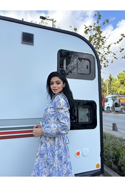 KÜÇÜĞÜM BUTİK Tesettür Seyyar Yakalı Mavi Soft Çiçekli Kat Kat Elbise