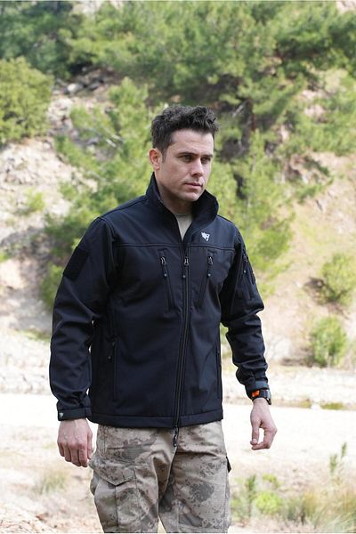 Wolftrap Tactical معطف ألتاي سوفتشيل أسود 7 جيوب معطف مقاوم للماء والرياح