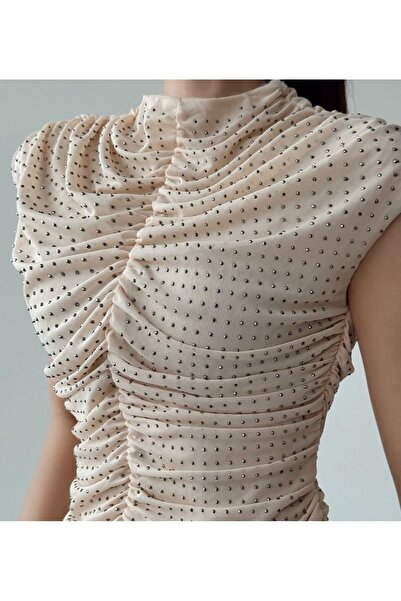 LOCHCA KREM BÜZGÜLÜ -TAŞ DETAYLI MİNİ ELBİSE