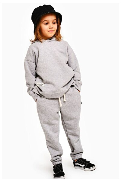 JustBS SUB TRACK PENTRU FATA DE SEZONĂ DE SĂNĂRIE DE BUMBAC