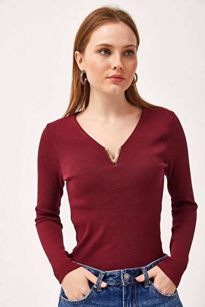 nura Kadın Kırmızı Yaka Detaylı Bluz Fitilli Kumaş