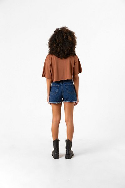 Tshirthane Christmas Holiday Wreath Brown Women's Crop T-Shirt
