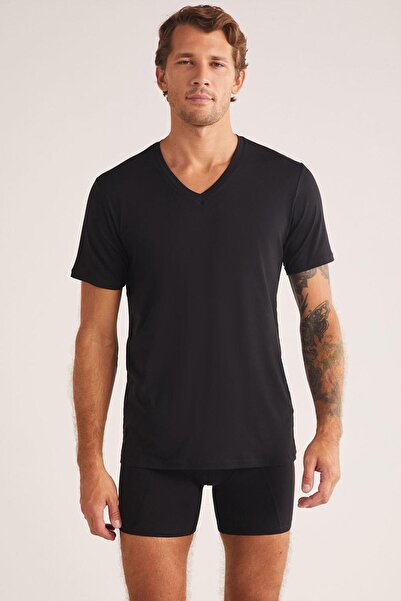 Kom Ανδρικό μπλουζάκι Emilio με λαιμόκοψη σε σχήμα V, μαύρο