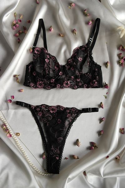 love secret Σετ Bralet με δαντέλα και στρινγκ - Κομψά γυναικεία εσώρουχα, άνετα και κομψά
