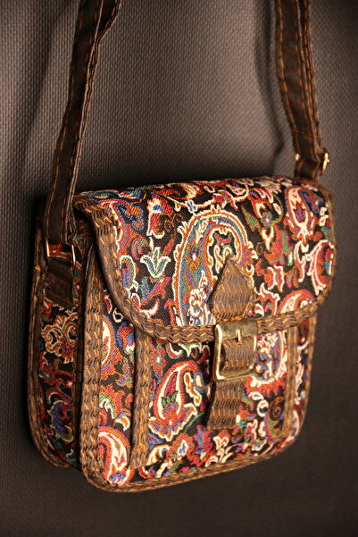 PUJİVA Terme Omuz Çantası, Etnik Tarz Kilim Desenli, Askılı, Mıknatıs Tokalı, Günlük Otantik Çanta