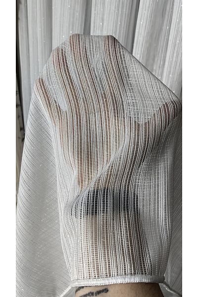 Yuka Glitter Floor - Bearded Ruby Tulle Curtain, 1/3 Close Pleat, Non-Wrinkle Ironing, No Desire Skirt