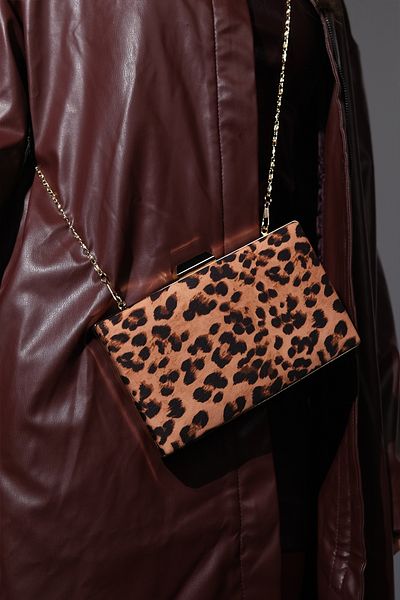 LuviShoes DALLAS Damen-Abendtasche aus Satin mit schwarzem und gelbem Muster