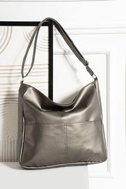 ESTUTE Kadın Modern Tasarımlı Geniş Hacimli  Kaliteli Deri Salaş Omuz Çantası