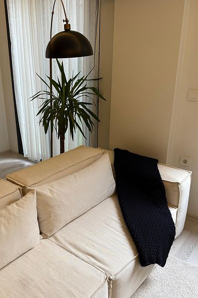 SHERIN Navy Blue TV Blanket