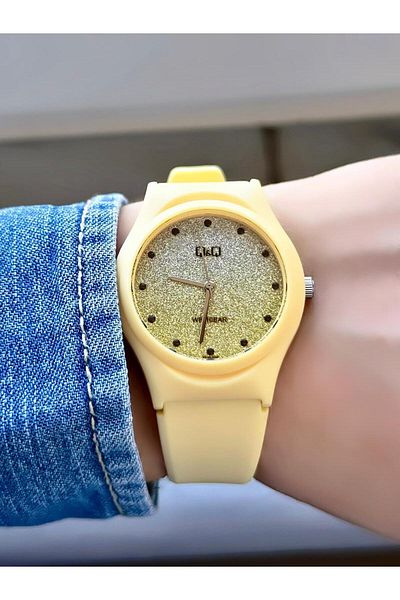 Q&Q  Women's Waterproof Plastic Cord Wristwatch