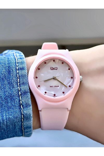 Q&Q Women's Waterproof Plastic Cord Wristwatch