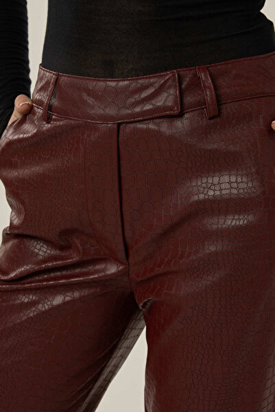 Hiccup Yılan Desenli Suni Deri Flare Pantolon