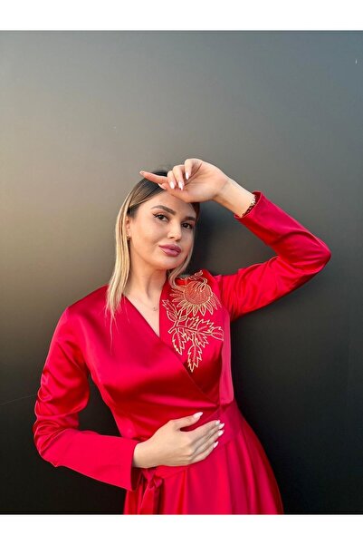 White Corner 8050 NAKIŞLI SATEN ELBİSE