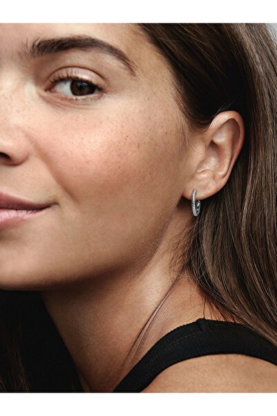 Pandora Moments Küçük Charm Halka Küpeler