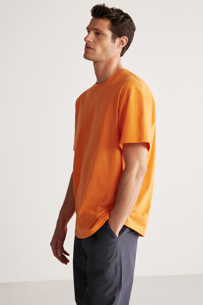 GRIMELANGE Jett Men &Apos; S Orange Oversize T-Shirt with Crew Neck 100% Organic Cotton