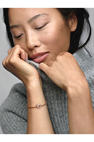 Pandora Işıltılı İç İçe Geçen Kalpler Charm