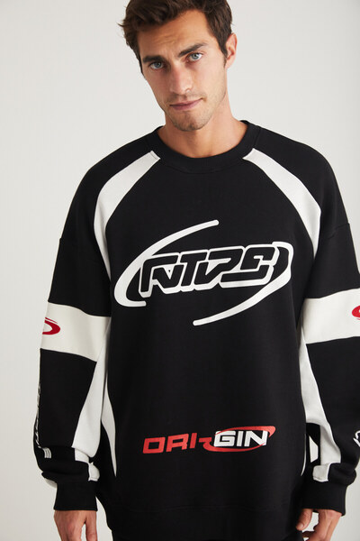 GRIMELANGE Ανδρικό Breez από οργανικό βαμβάκι Oversize Αθλητικό τύπωμα Λεπτομερές μαύρο φούτερ με λαιμόκοψη