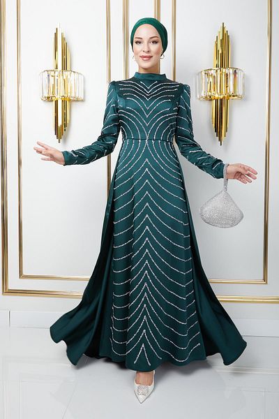 Olcay GRÜNES Satin-Hijab-Abendkleid – Rock mit Steinperle und Umhang 1674