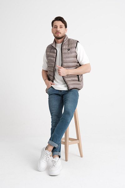 Piyera Men's Polyester Elyas Zippered Dark Gray Quilted Vest - 1004