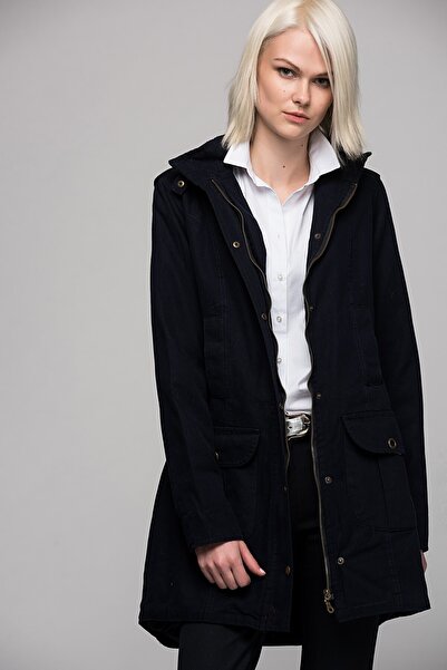 Pitti Women's Black Coat 70326