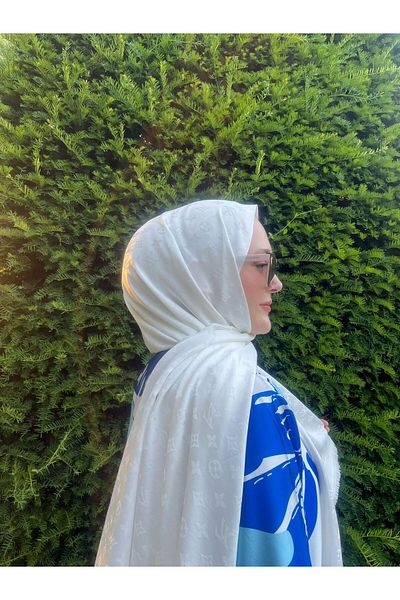 Modechic Collection شال جاكار أبيض حريري