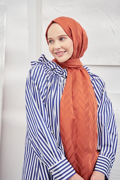 ARMANDA You Prefer. Italian Jacquard Zigzag Pattern Tile Shawl - Original Violescarf