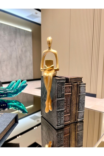 Gift Garden KİTAP ÜZERİNDE KİTAP OKUYAN KADIN ÖZEL TASARIM BİBLO