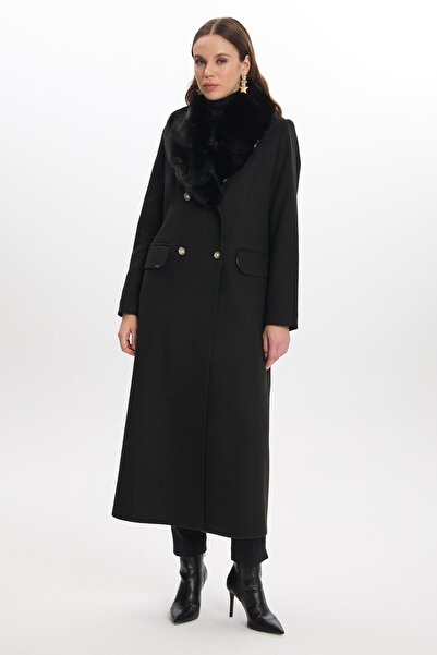 Zühre Kürk Yakalı Düğmeli Uzun Siyah Kaban 13623