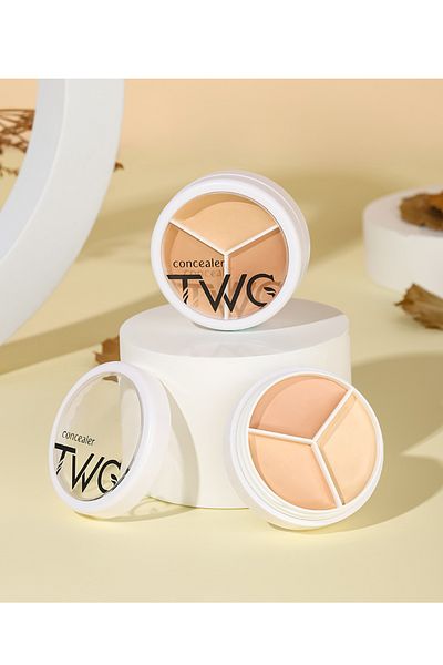 twg Three Color Foundation Concealer with 3 Different Shades