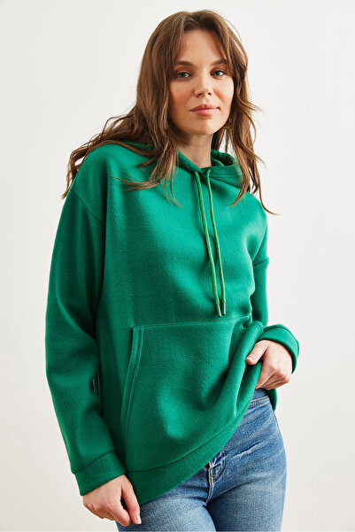 Olalook Kadın Zümrüt Yeşili Kapşonlu Kanguru Cepli Polar Sweatshirt SWT-19000435