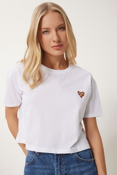 Happiness İstanbul Tricou tricotat scurt din bumbac imprimat cu inimă albă pentru femei AN00224